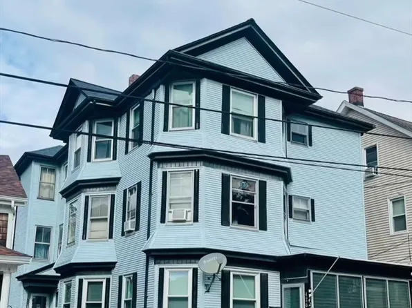 426 Tecumseh St, Fall River, MA 02721
