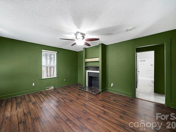 3rd image of 403 S Church St