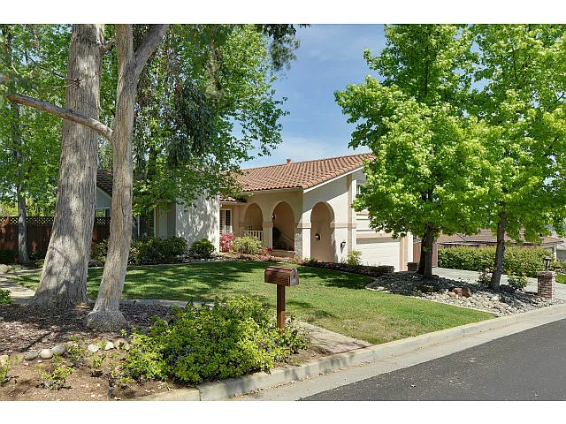 115 Capistrano Pl photo 1