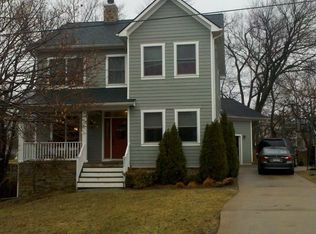 421 E East St, Purcellville, VA