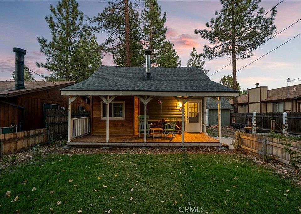 1st image of 1044 Sierra Ave
