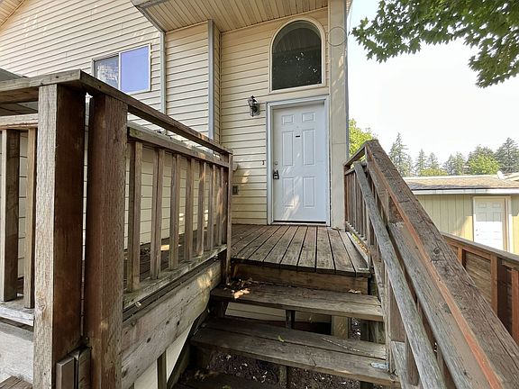 4th image of 12303 SE Holgate Blvd #12311