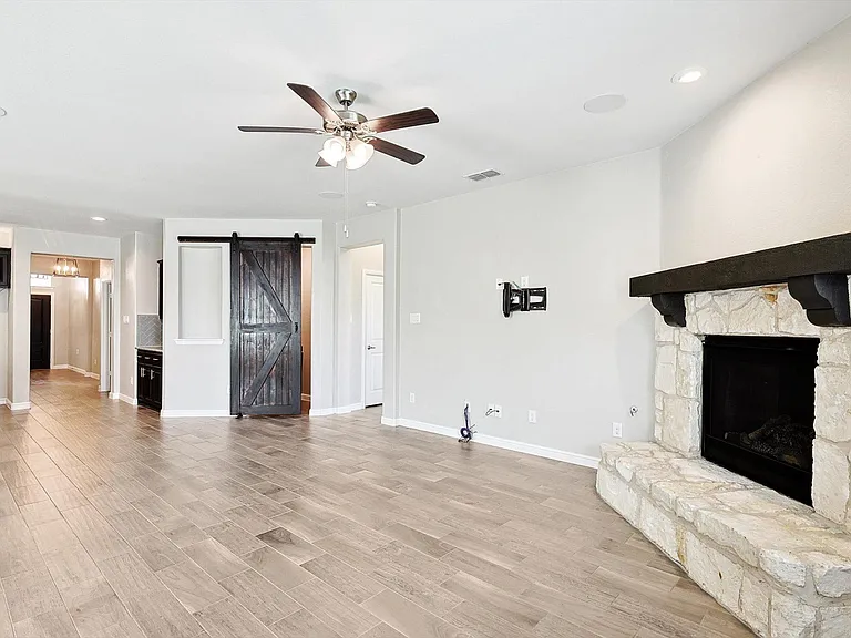 2108 Blackrail Ct — Photo 19