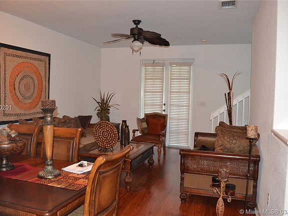 4th image of 405 SW 147th Ave #115