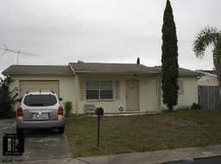 9901 Woodstock Ln, Port Richey, FL 34668