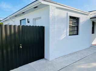 7580 SW 30th St, Miami, FL 33155