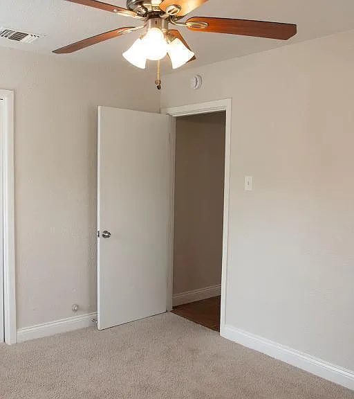4618 Neer Ave — Photo 11