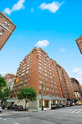 Sold by Corcoran | media 7