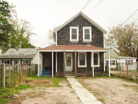 2 Off street parking spaces