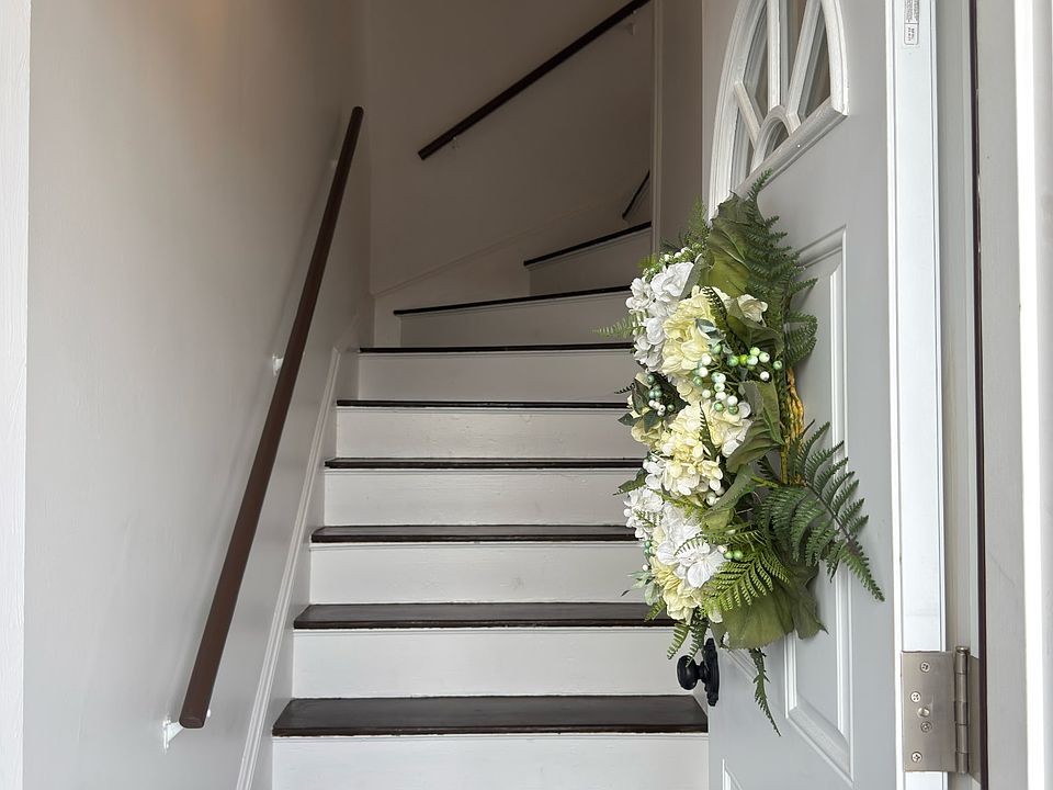 Private Front Entryway