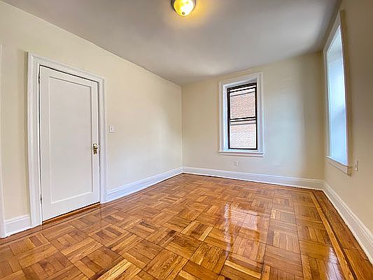 3rd image of 41-25 44th St APT A3