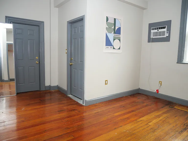 140 Trenton St #2 — Photo 8