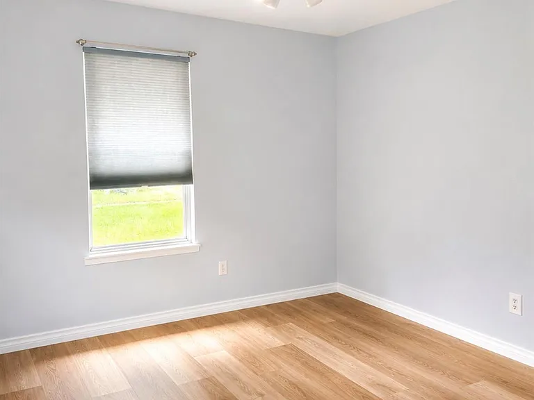 10415 Norton Dr — Photo 16