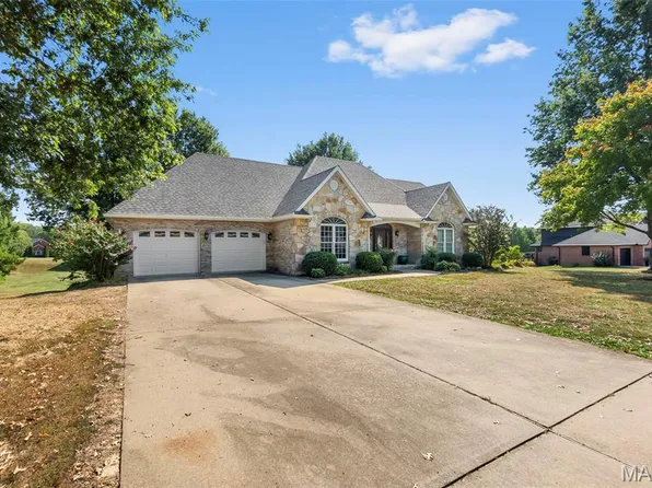 406 Hidden Meadows Dr, Jackson, MO 63755