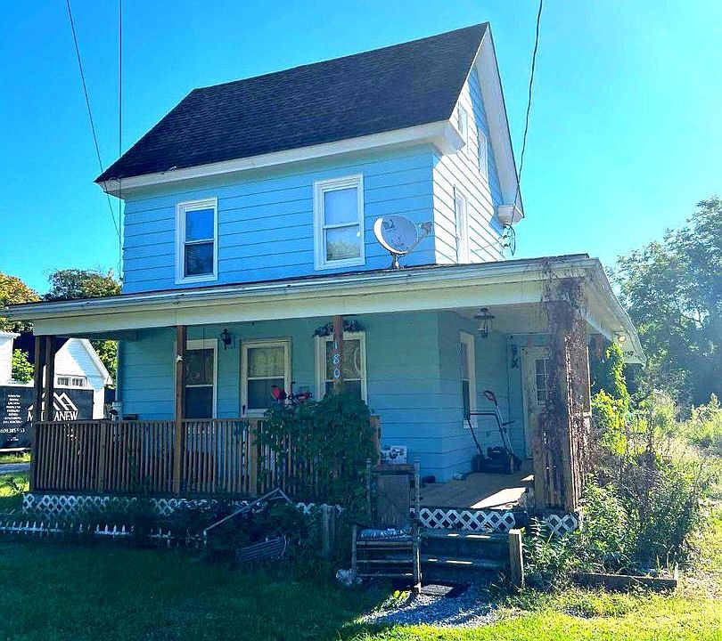 1st image of 180 Main St