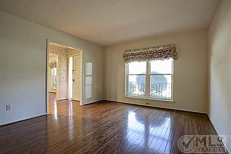 2nd image of 3521 Walton Ave