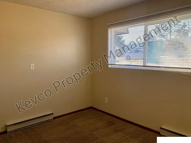 1812 Pecan St — Photo 7