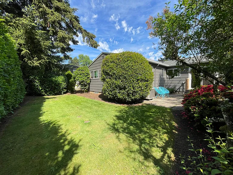 3652 SE Lexington St — Photo 14