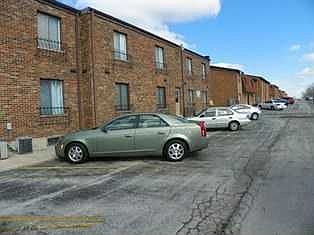 3rd image of 22637 Pleasant Dr APT 3