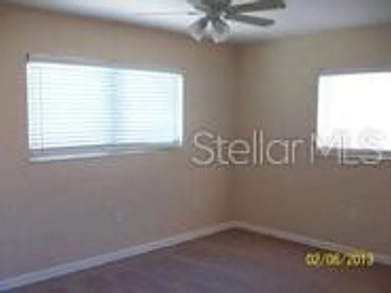 2433 Deedra St — Photo 11