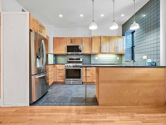 5th image of 200 Saint Marks Ave APT 1