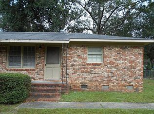 6904 S Kenwood Dr, North Charleston, SC 29406