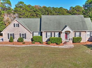 10 Queens Grant Cir SW, Shallotte, NC 28470