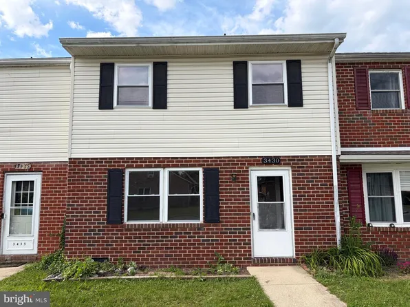 3430 Gregway Dr, Chambersburg, PA 17202