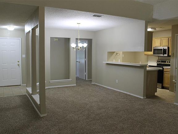 2nd image of 1920 Ambers Cir