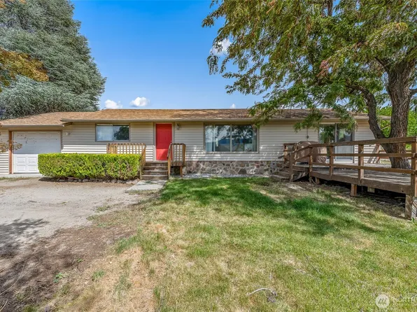 21 St SW 31, East Wenatchee, WA 98802