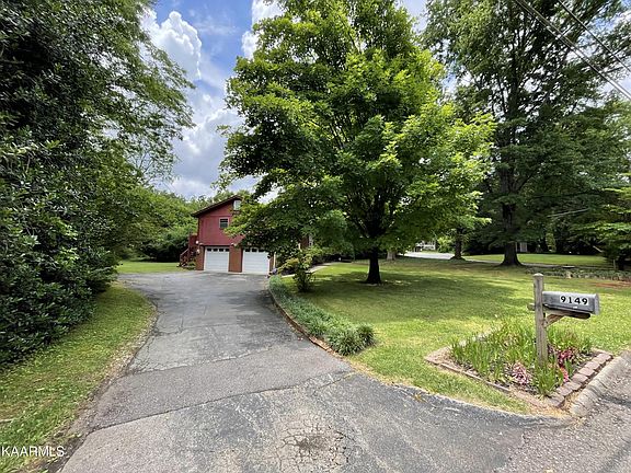 5th image of 9149 Carlton Cir