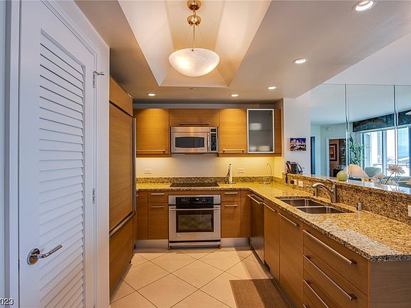 5th image of 222 Karen Ave Unit 803