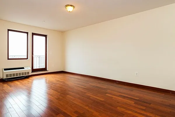 Rented by Bold New York | media 15