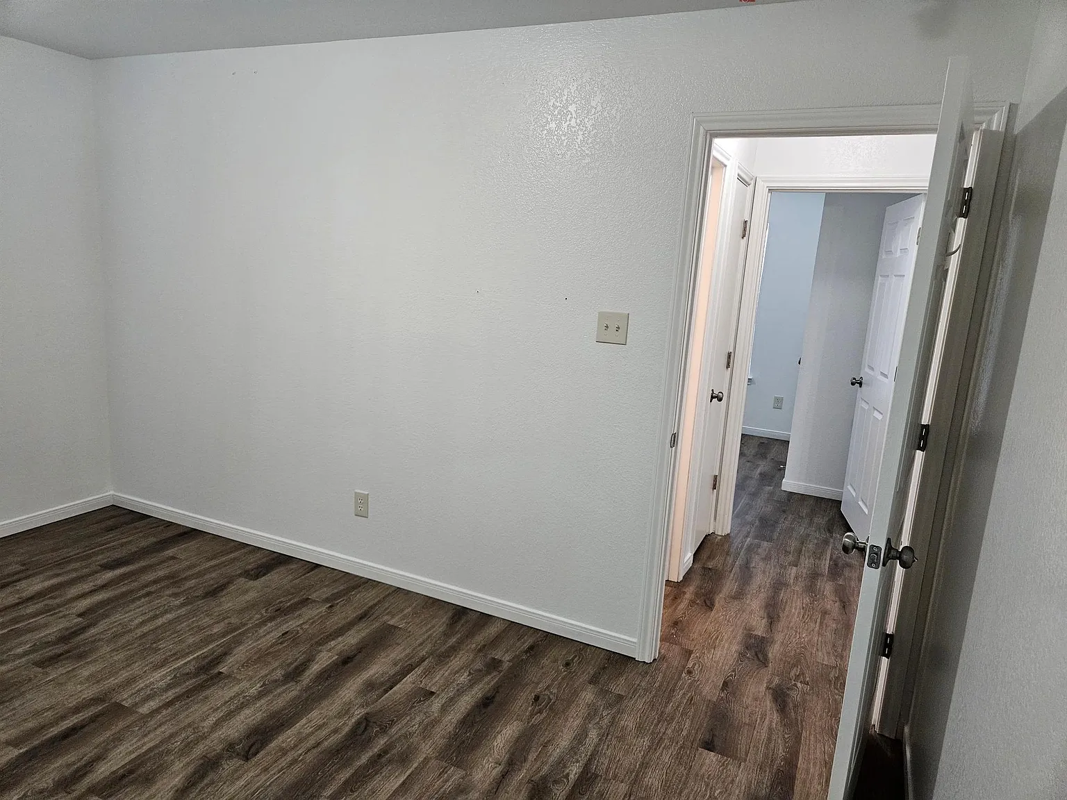3 bed, 1123 sqft, $1,200 — Photo 4