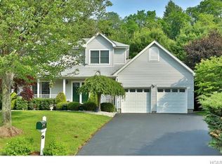 9 Blackwell Ct, Pomona, NY 10970