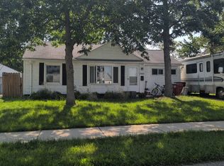 26580 Clancy St, Roseville, MI 48066
