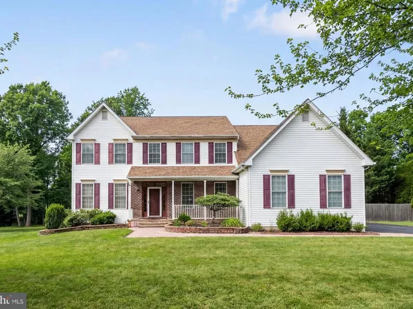 32 Woodsview Dr, Garnet Valley, PA 19060