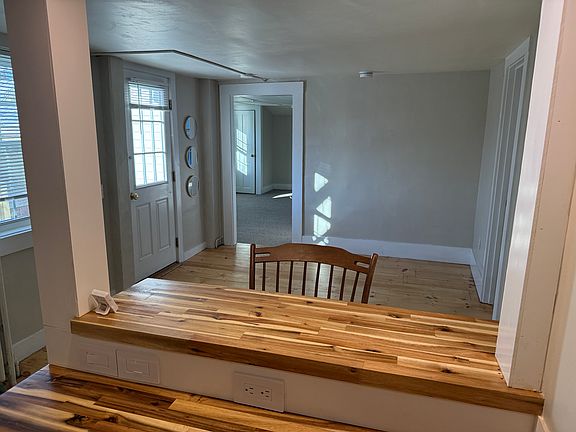 Kitchen Counter/Bar to LR (and BR beyond)