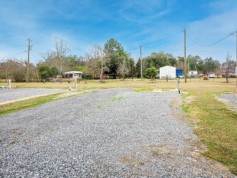 144 Katie Eubanks Rd #7-8 — Photo 3