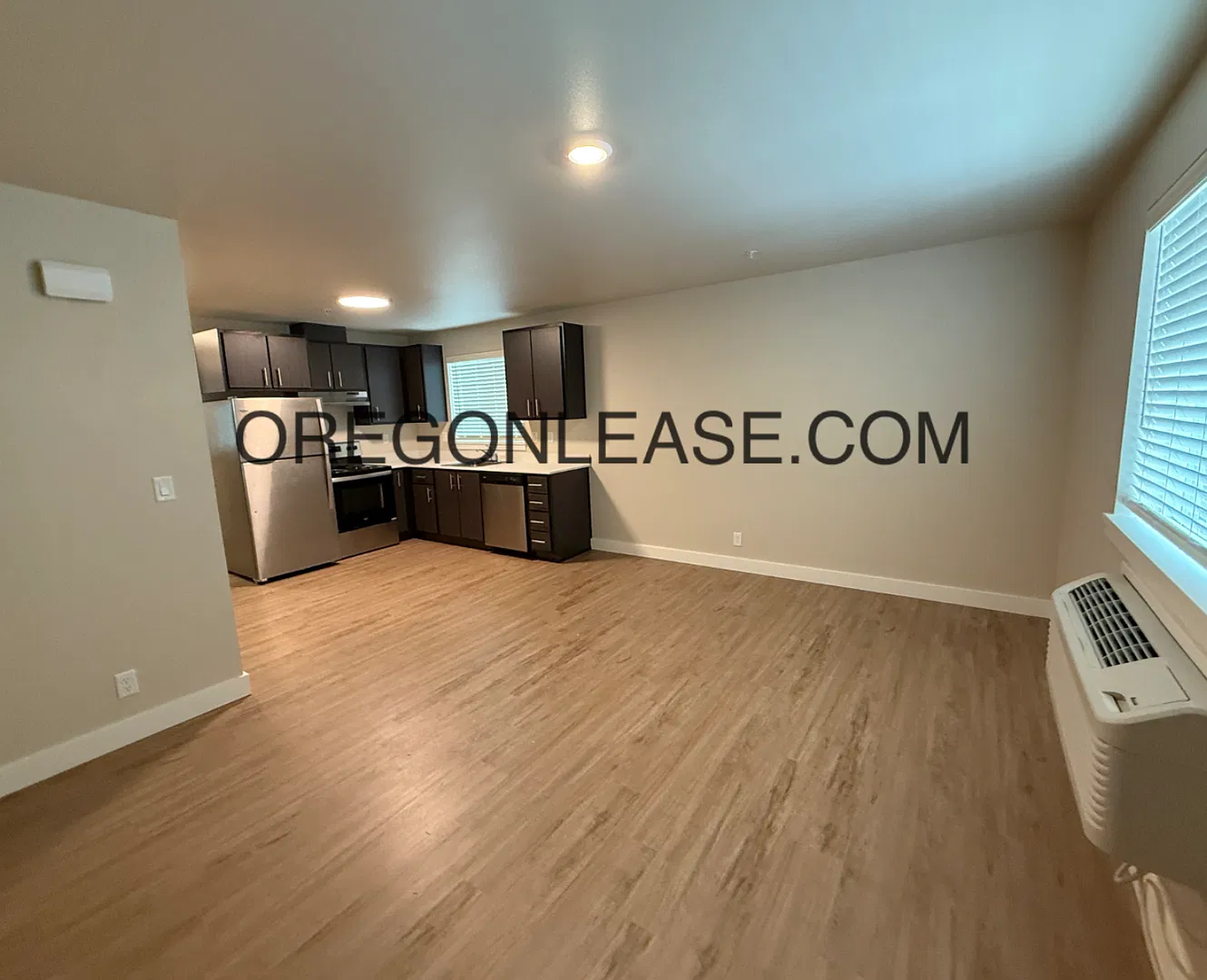 Newer 2-Bedroom Apartment located off Jasper Rd in South Springfield — Photo 2