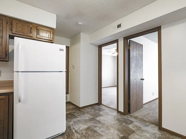 4615 Meredeth St #17 — Photo 8