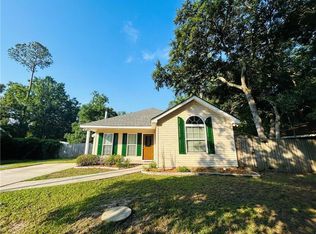 610 Chevreuil St, Mandeville, LA 70448