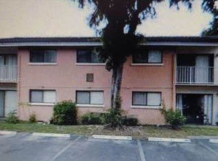 7080 NW 179th St APT 103, Hialeah, FL 33015