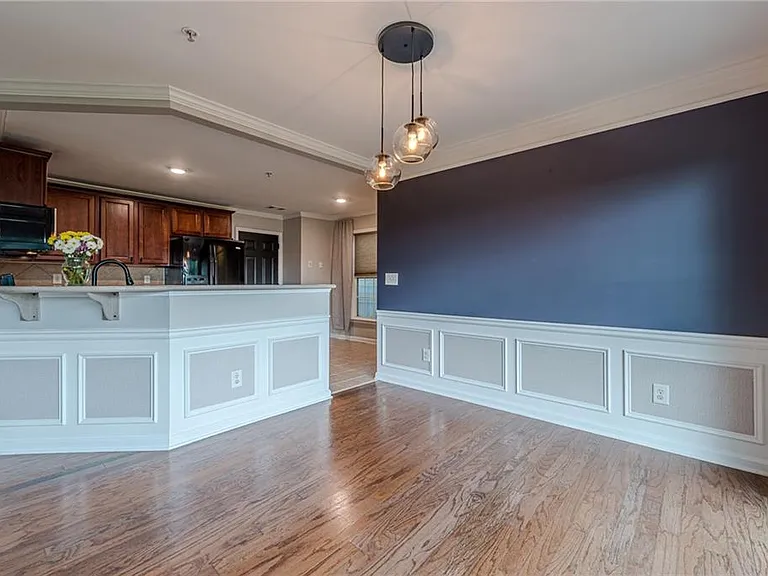 300 Balaban Cir — Photo 6