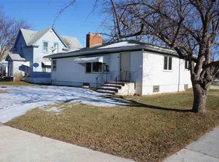 602 1st Ave NE, Kenmare, ND 58746