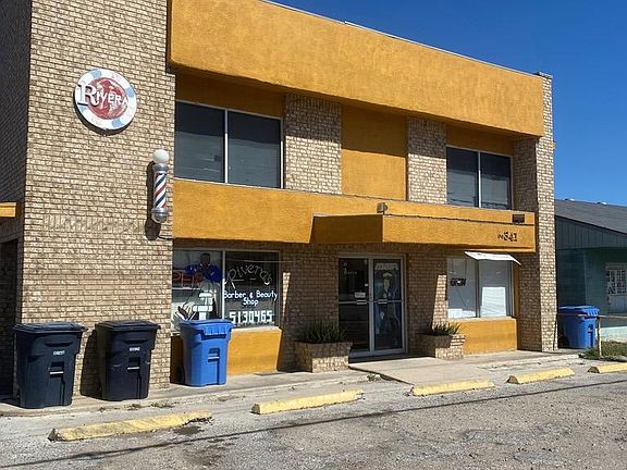 4th image of 2341 El Indio Hwy