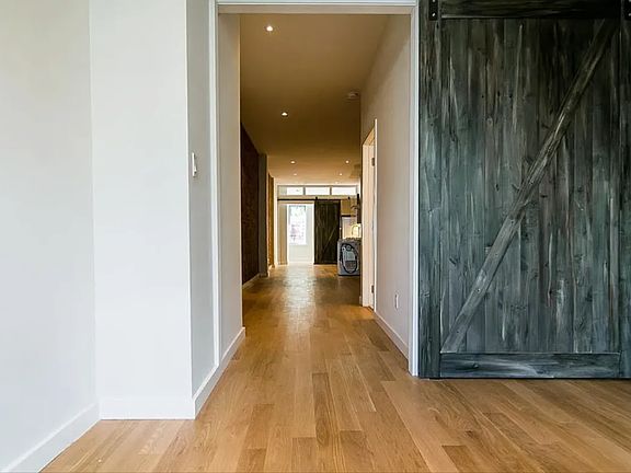 5th image of 1488 Dekalb Ave APT 1