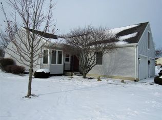 1175 Sunview Dr, Saint Johns, MI 48879