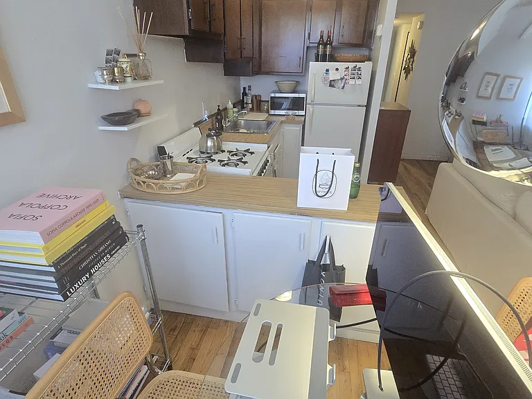 160 Bleecker St #5EE — Photo 6