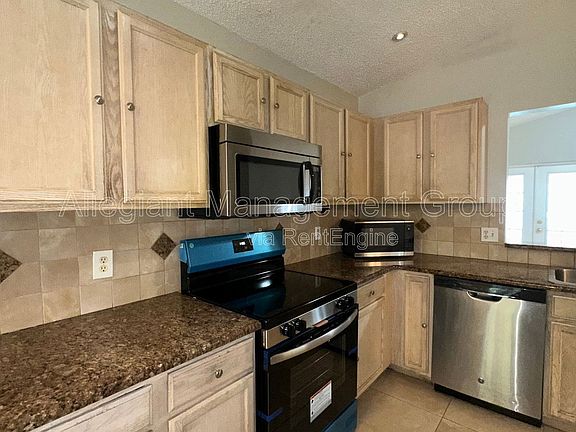 4th image of 2429 Sapier Ct